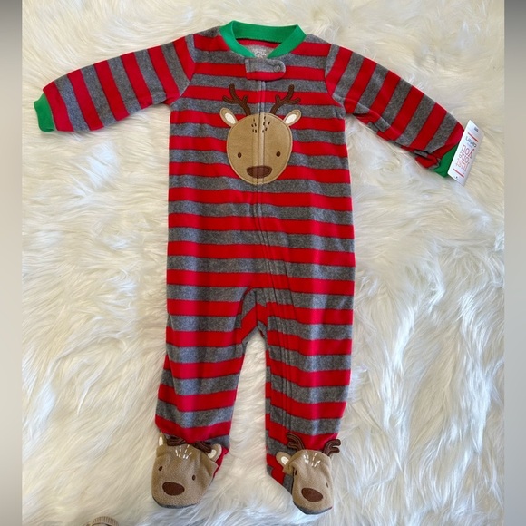 5/$30 NWT Carter’s Christmas Zip Reindeer Footies 6M - Picture 7 of 10